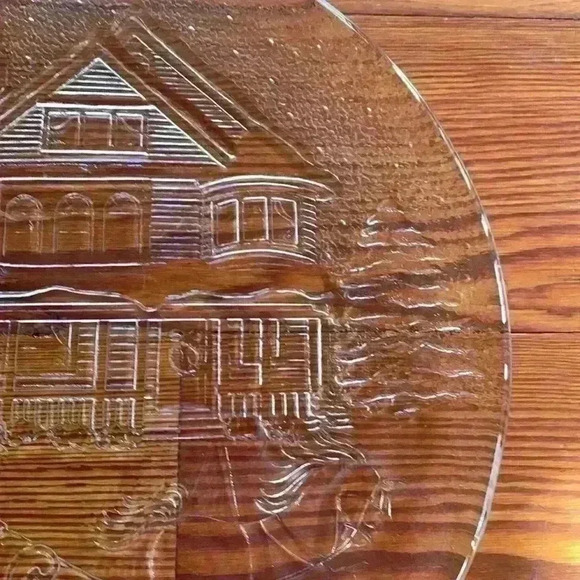 Libby Christmas Winter Sleigh Ride Scene Serving Platter/Clear Glass - Picture 3 of 8